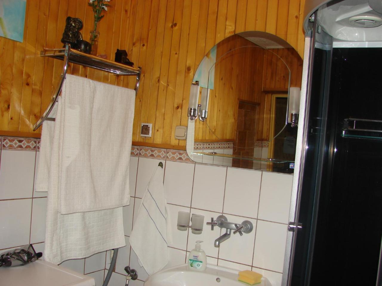 Pokoje Goscinne Victoria Krakau Exterior foto